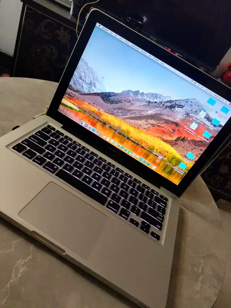 Laptop Macbook pro 13inch mid 2010