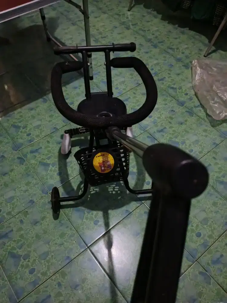 Stroller roda 3 bekas