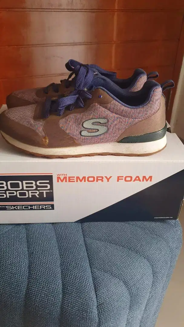 Sepatu bekas skechers original wanita platform tebal