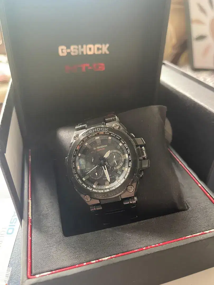G-Shock MTG-S1000BD-1ADR Second