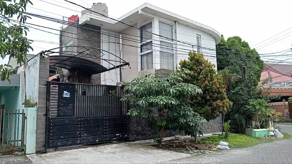 Rumah JL. Dukuh Kupang XVIII , Kelurahan Dukuh Kupang, Surabaya