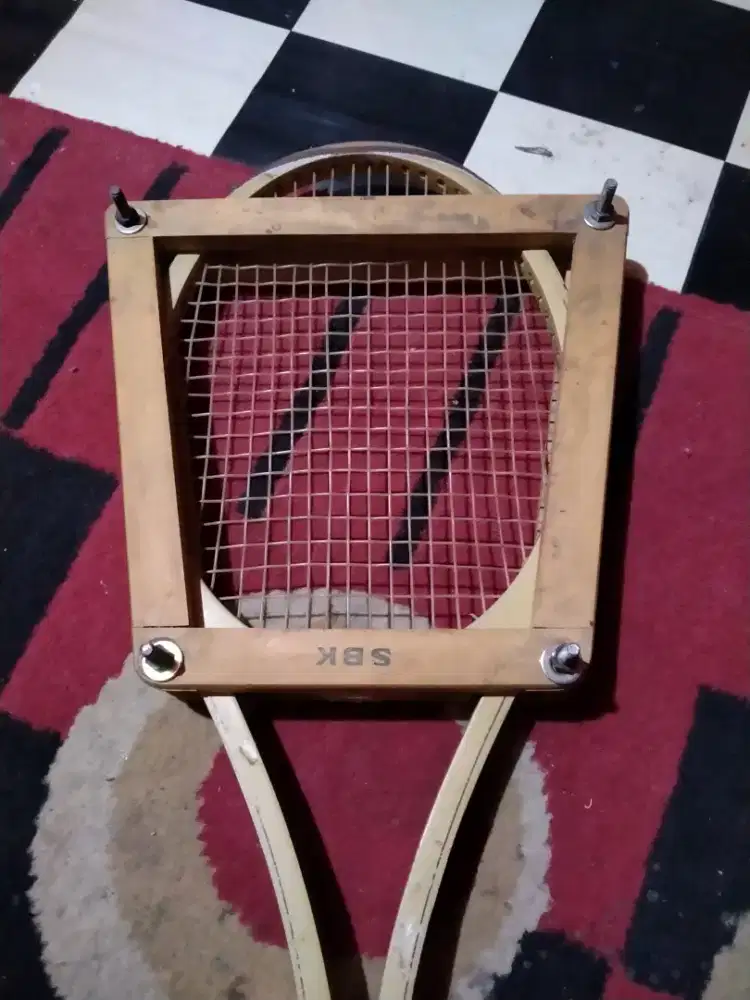 ALat Pres Raket Tenis