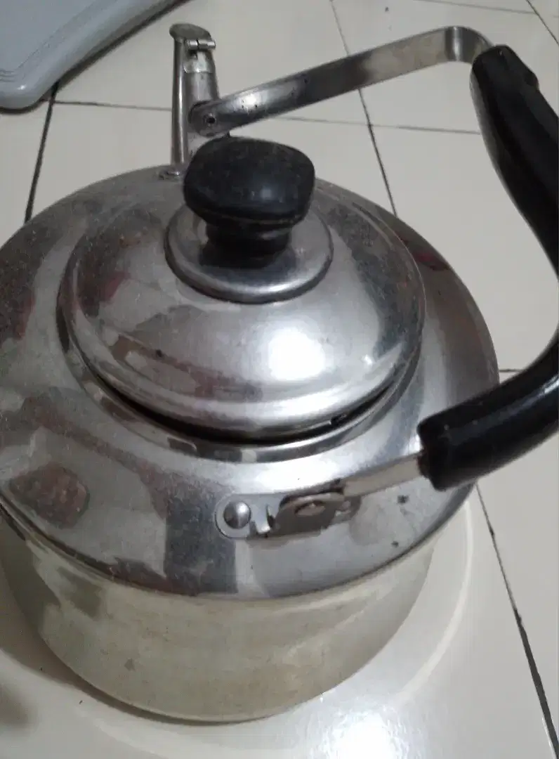 Teko stainless kondisi normal