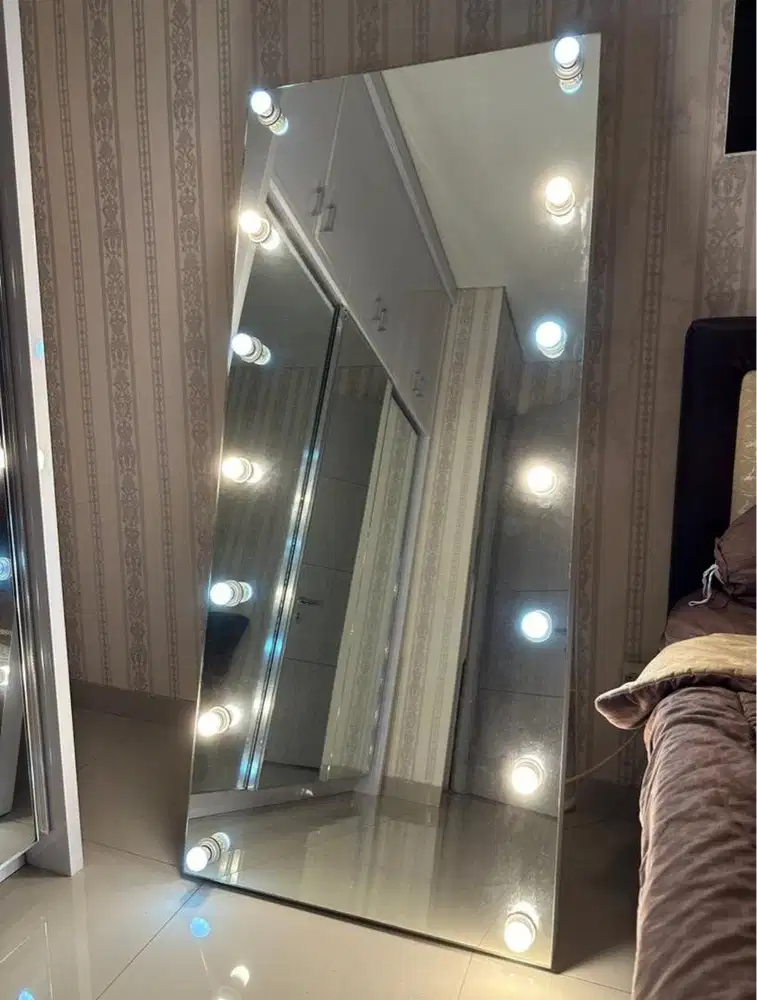 Cermin Vanity Mirror