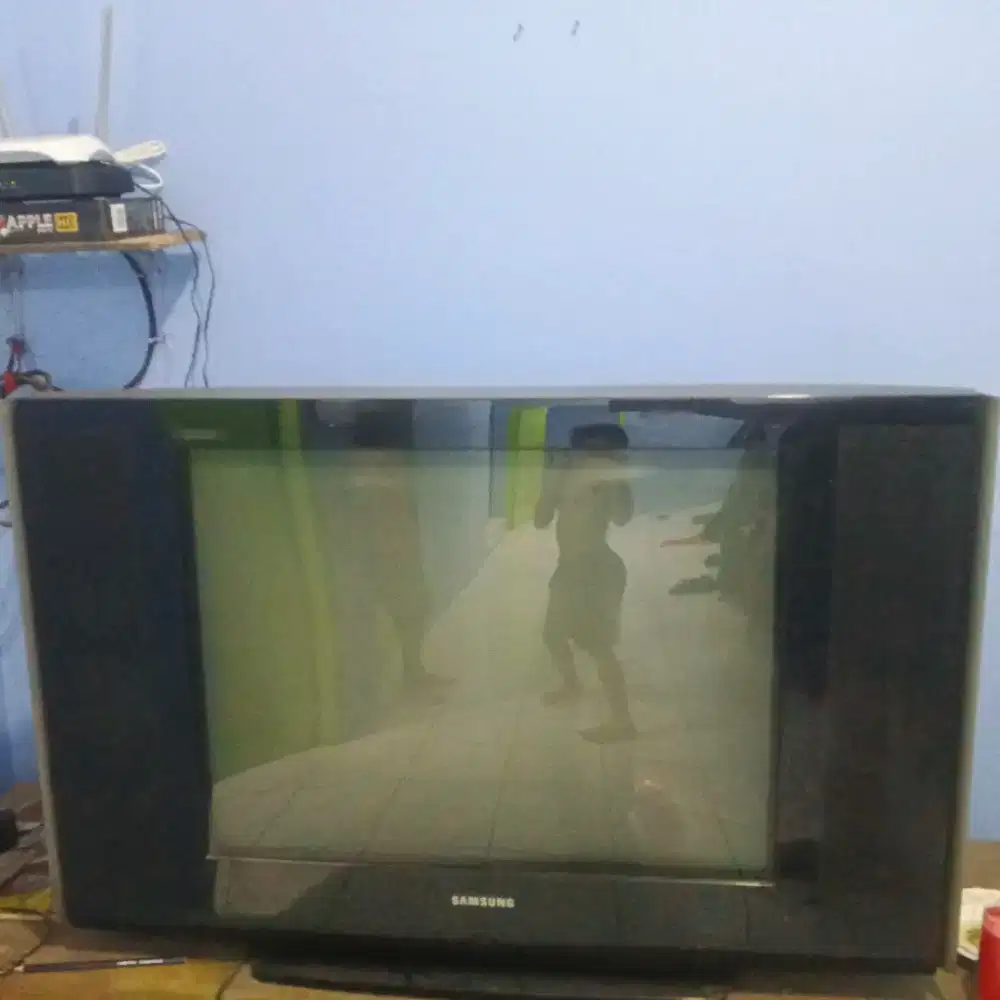 Samsung televisi mati total masih mulus..