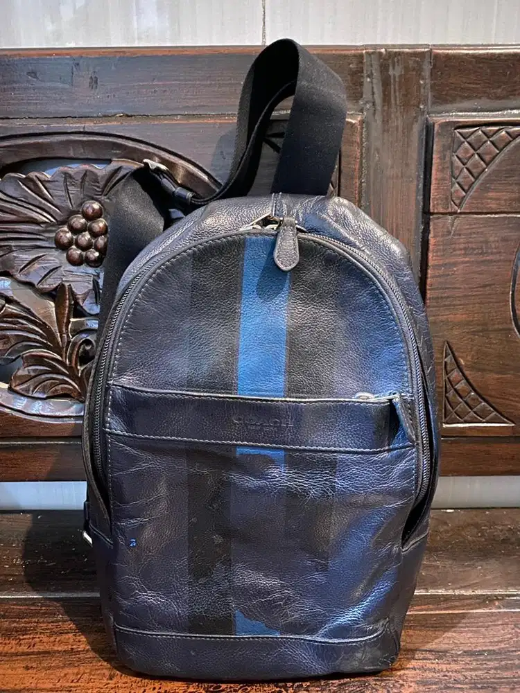 Coach charles sling backpack Varsity