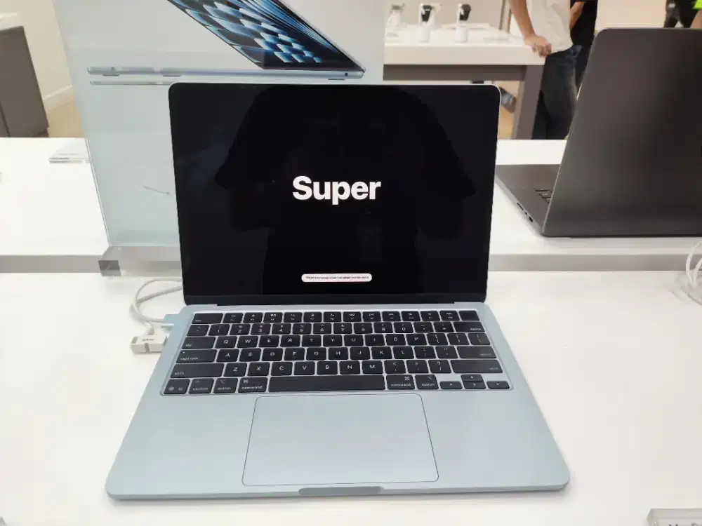 Macbook air M4 13 inch 16GB/256GB