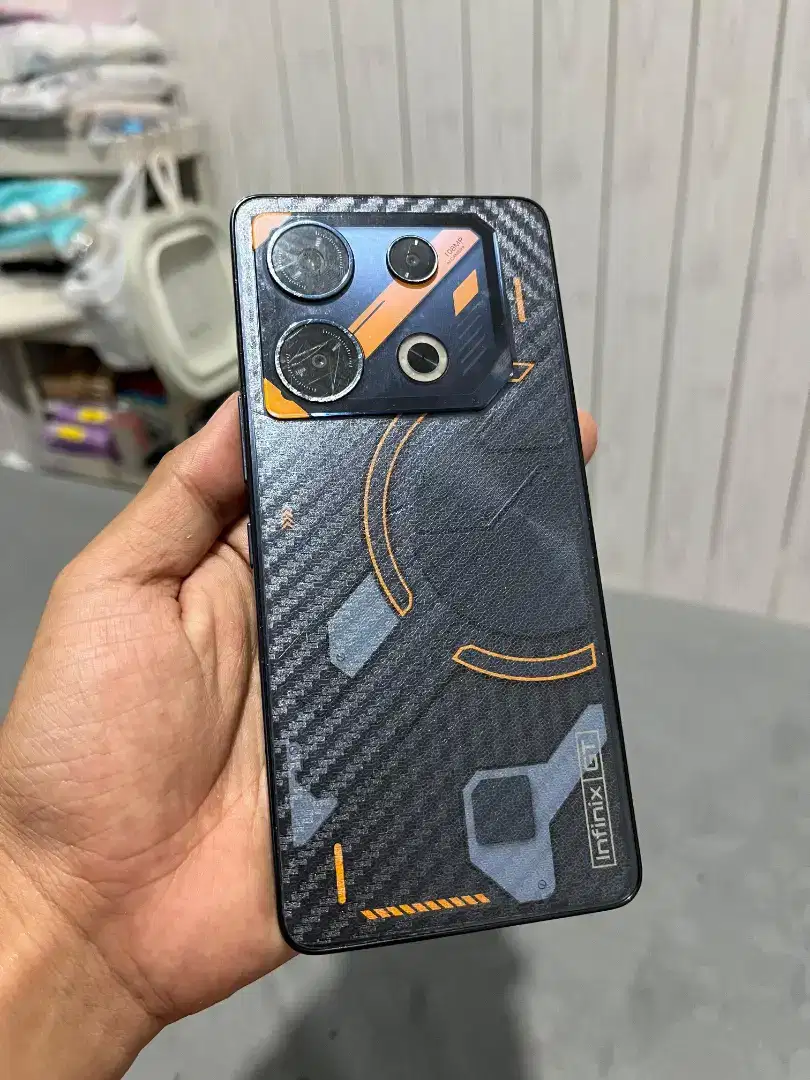 Infinix gt 10 pro 8/256 hp dan charger aja.harga net