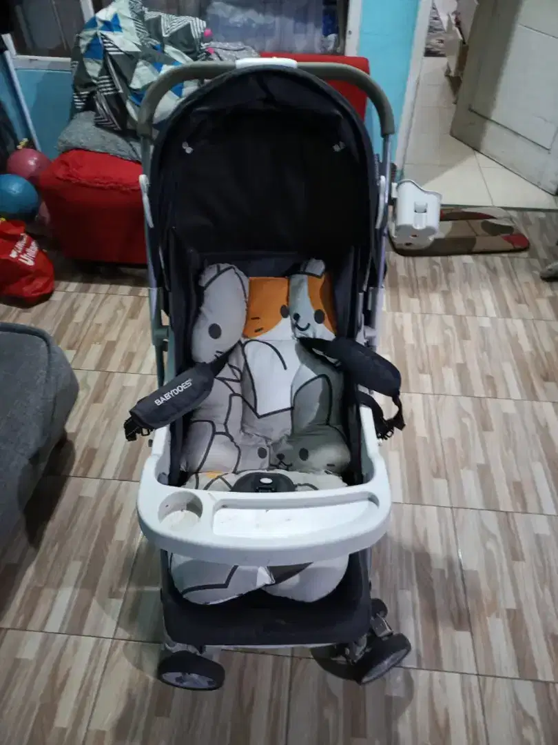 Dijual Stroller BabyDoes