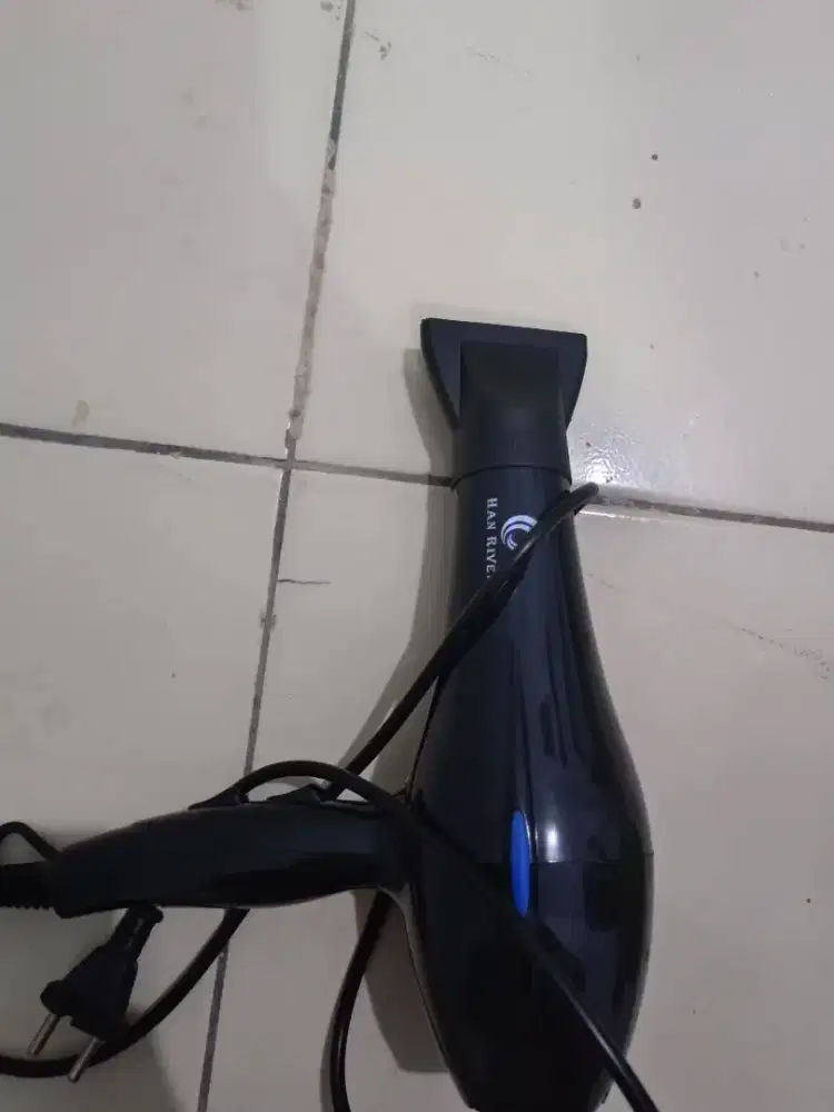 Hairdryer hanriver