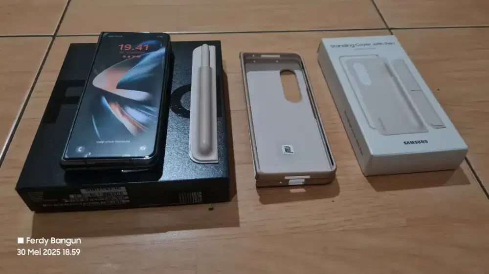 Samsung Galaxy ZFold 4 512Gb