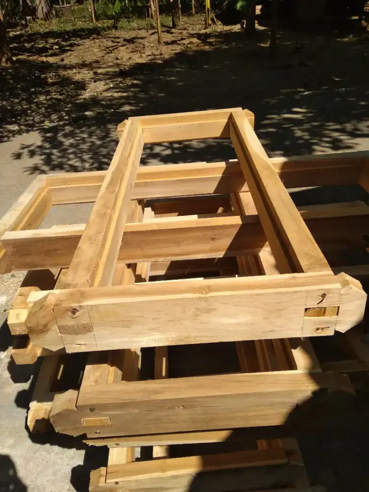 Kusen jendela/kusen jati