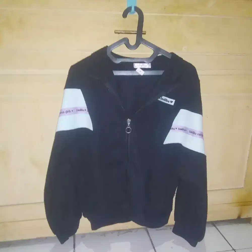Jaket Second Import Brand LINDIHA