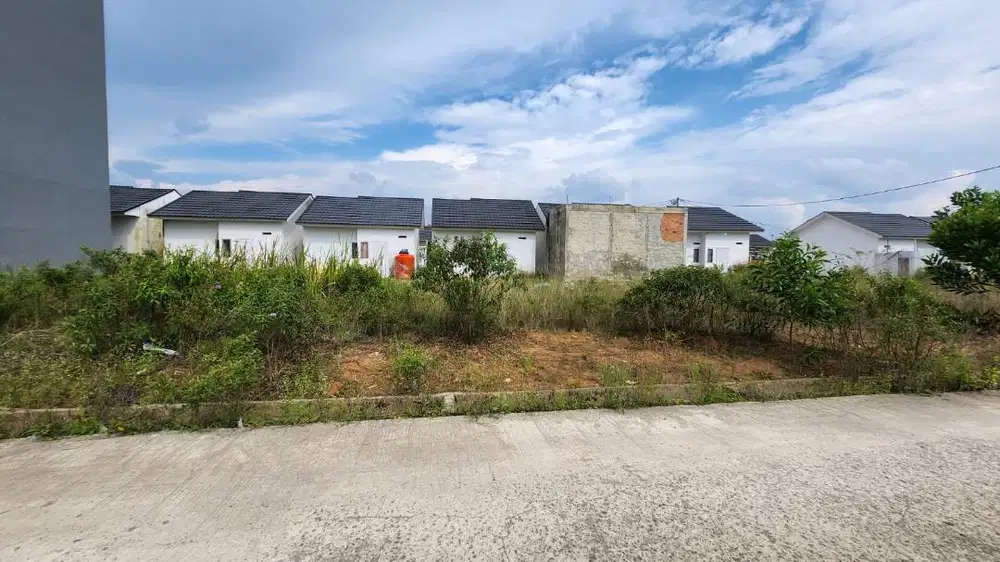 JUAL MURAH - KAVLING SIAP BANGUN DI KOMPLEK PERUMAHAN