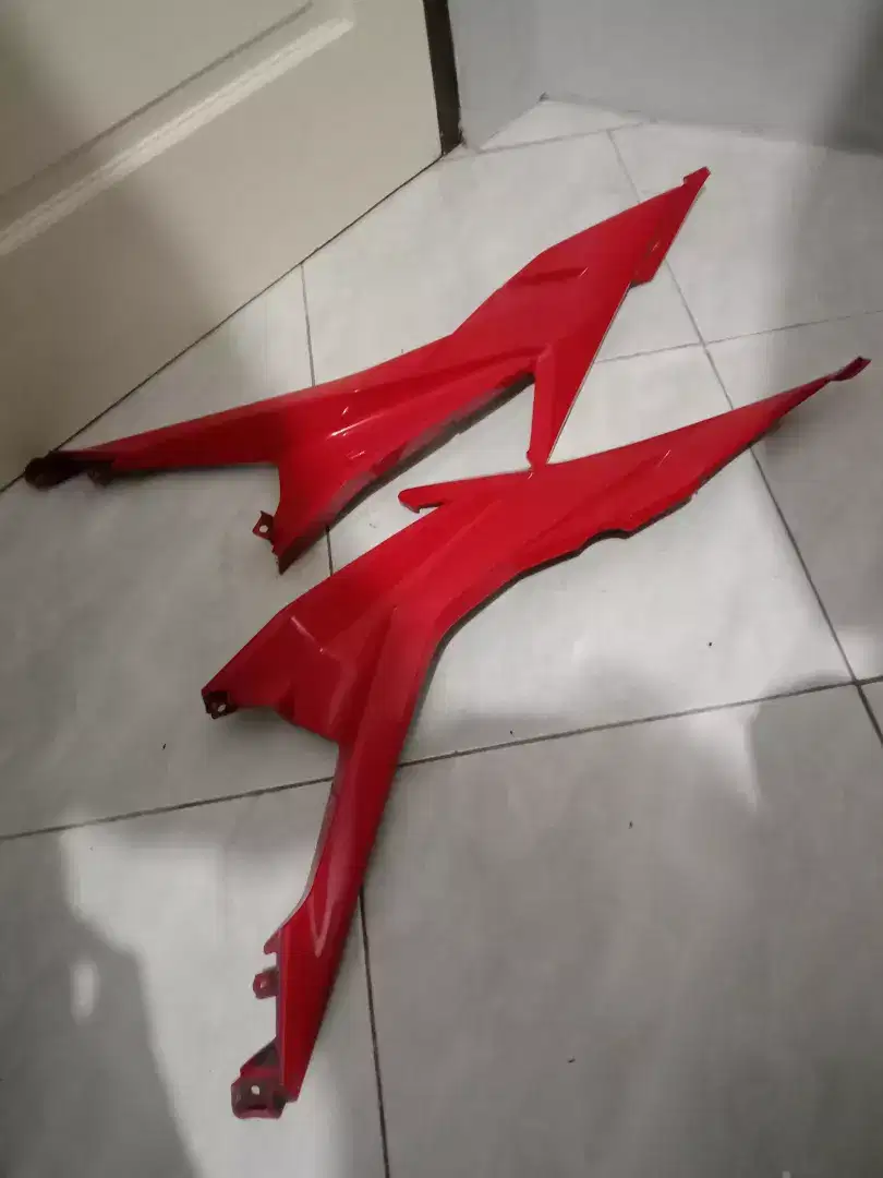 sambungan fairing bekas CBR 150R