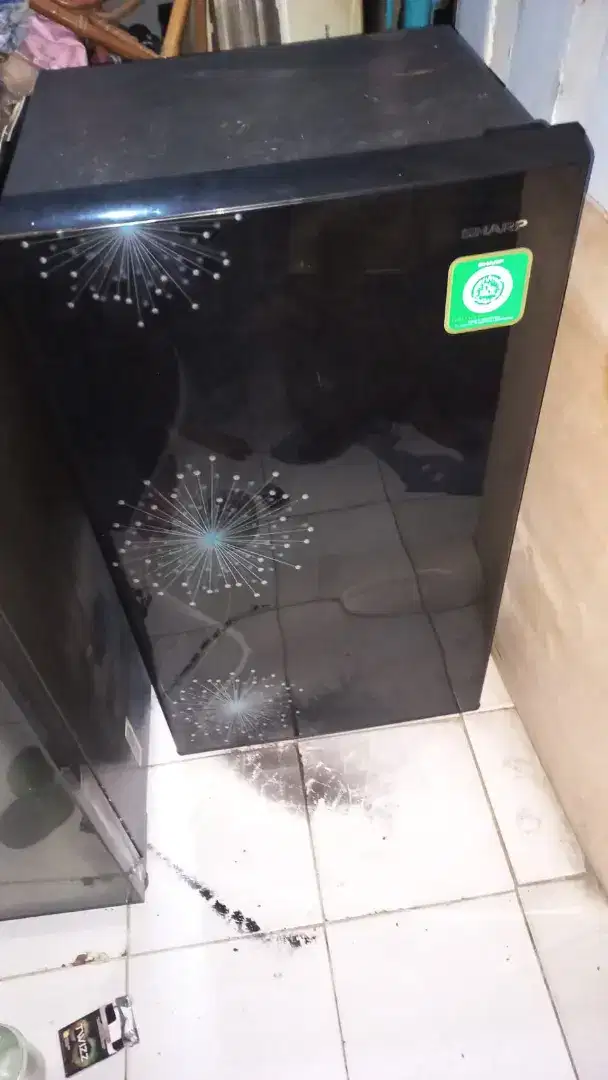 Kulkas satu pintu sharp