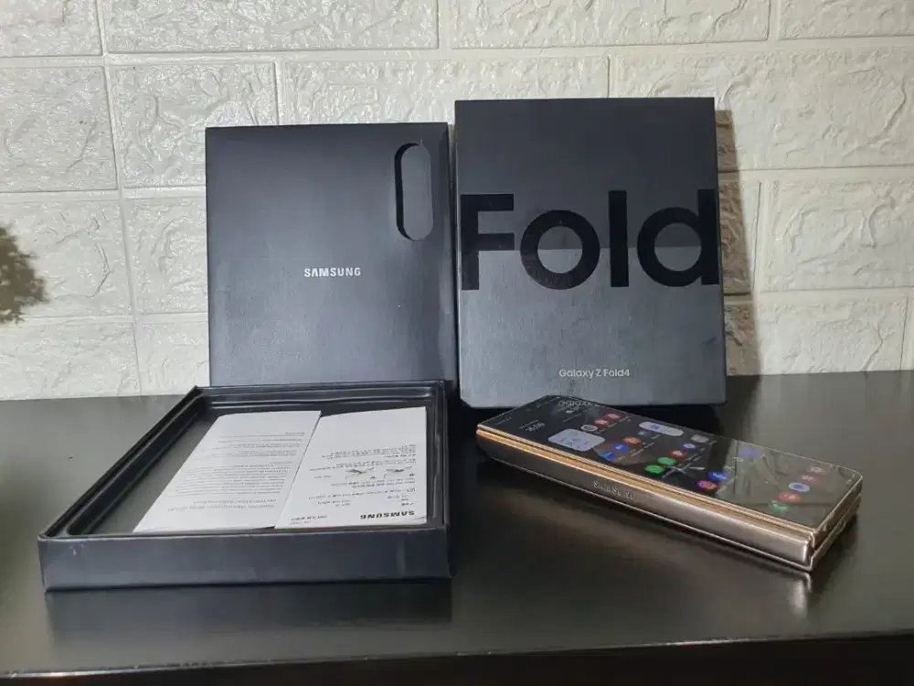 Samsung Z Fold 4 12/256 Beige Gold