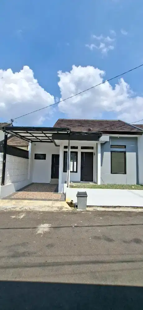 Rumah readystock di Permata Karisma Sanding