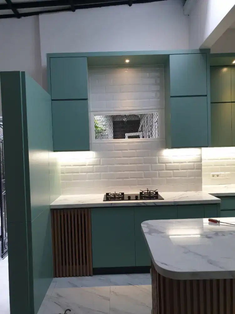 Kitchen set , Meja paintry , Wardrobe , Lemari pakaian , Tempat tidur