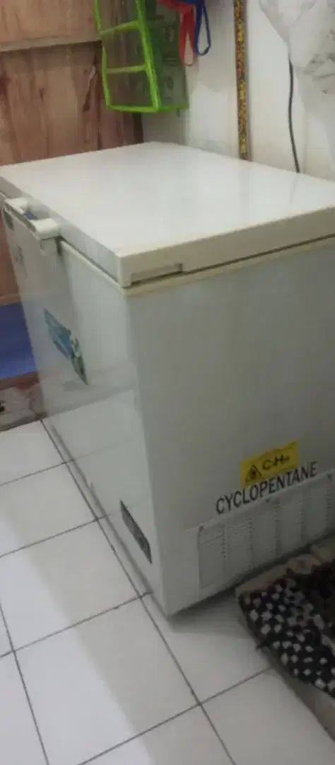 NEGO SAMPE DEAL FREEZER merk RSA 200 lt