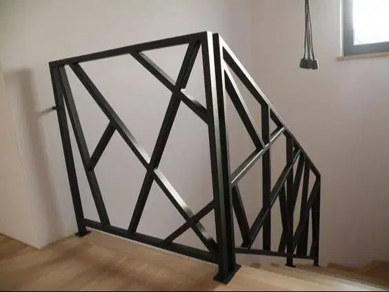 Railing tangga  minimalis