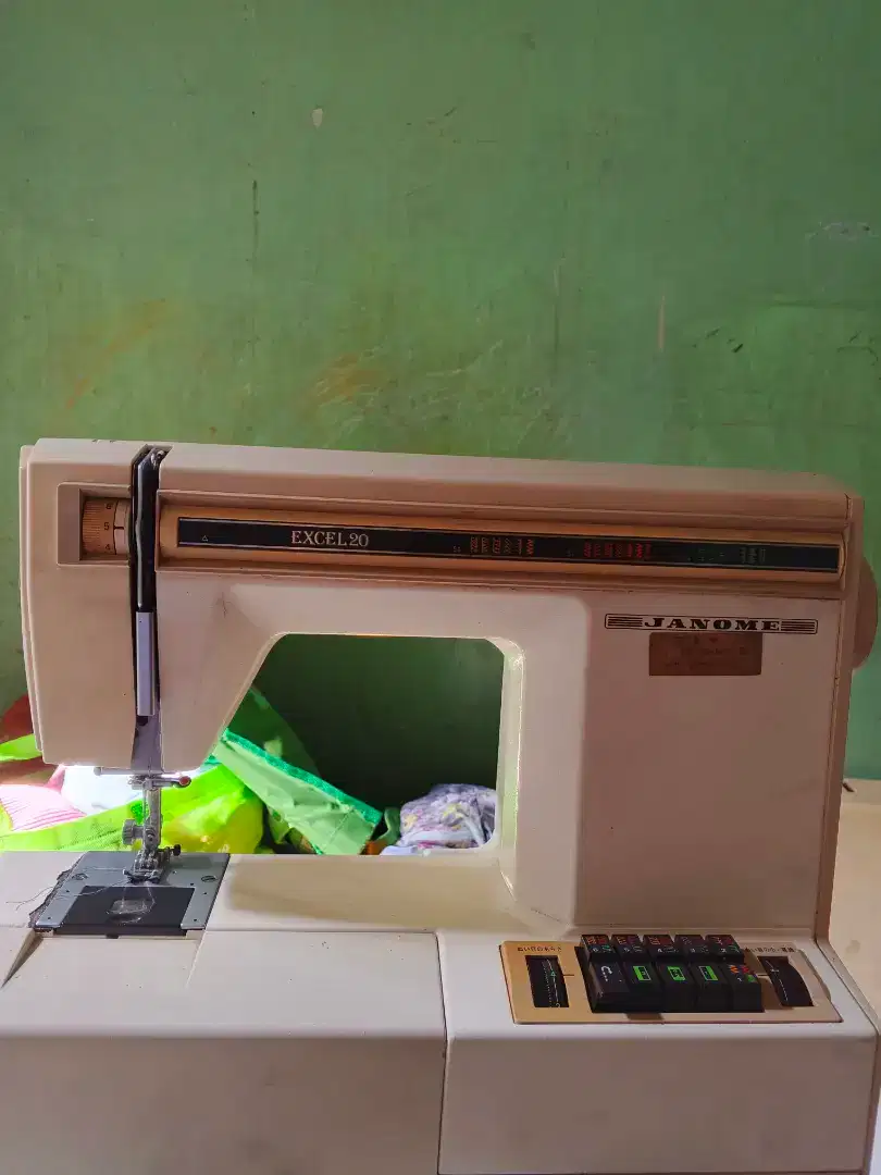 Mesin jahit janome type Excel 20