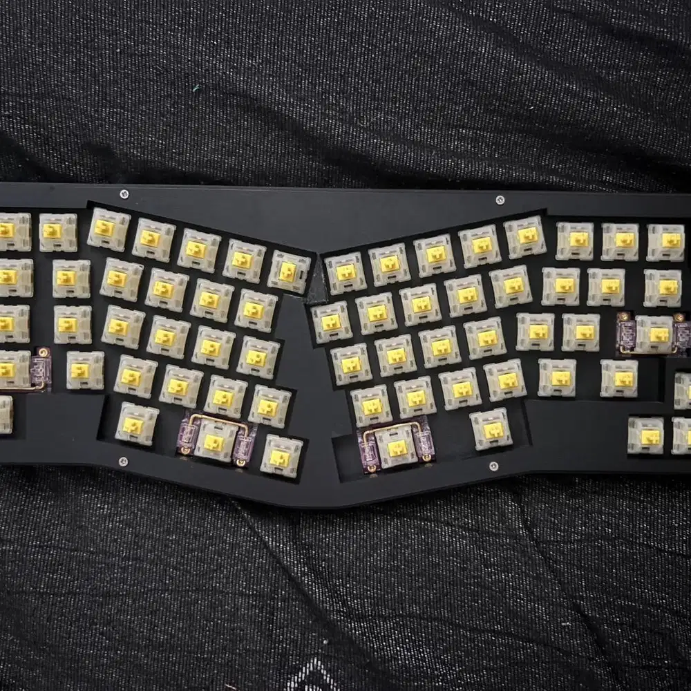 Dorisu keyboard mechanical acrylic rgb ergonomic black hitam doff