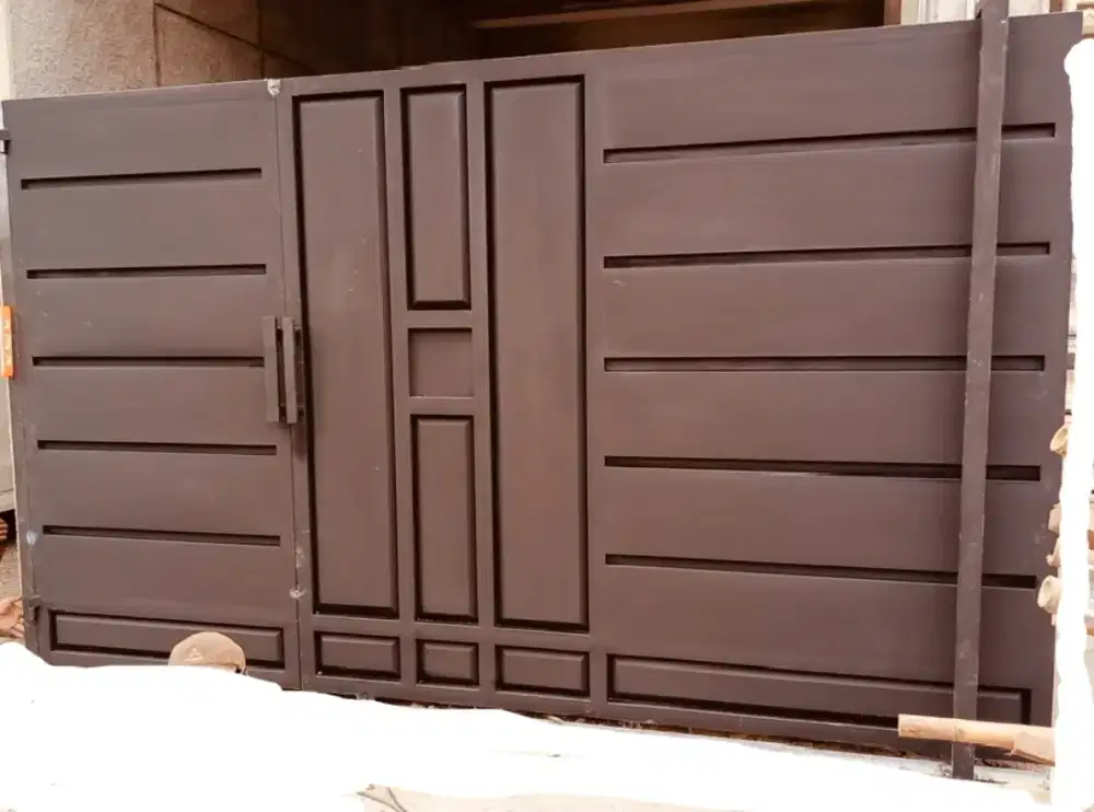 Pintu gerbang minimalis