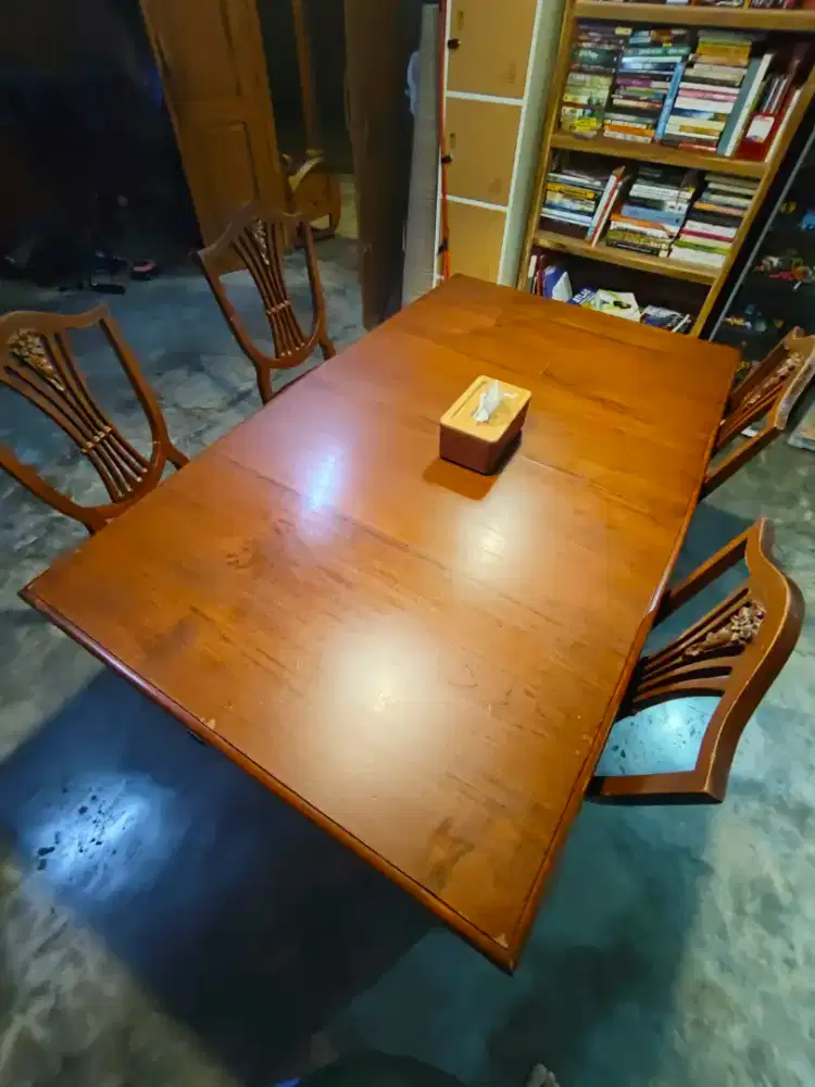 Set meja makan jati bekas