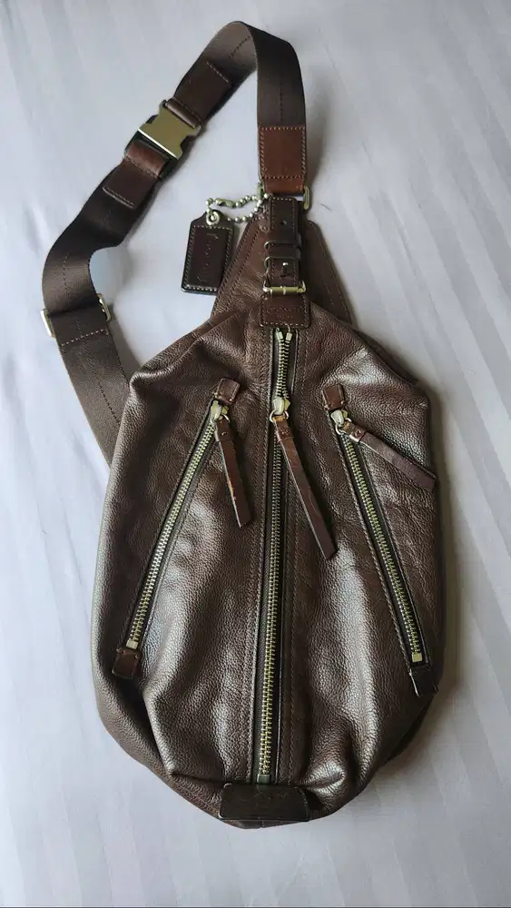 COACH Body Bag Shoulder Bag Thompson 70360 - Coklat, Asli, Kondisi 85%