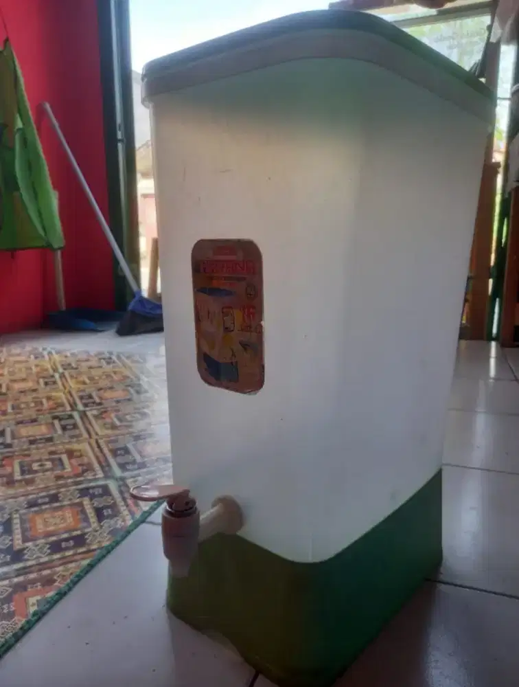 Dispenser atau toples air 16Liter