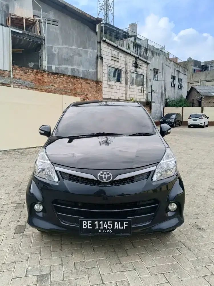 Avanza Veloz 1.5 matic tahun 2014