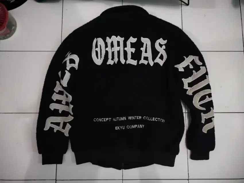 Di jual jaket sherpa
