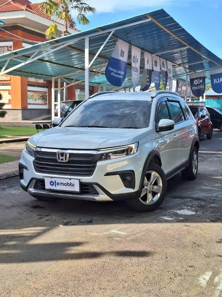 Like New - Honda BR-V 1.5 E Bensin MT 2022 Putih