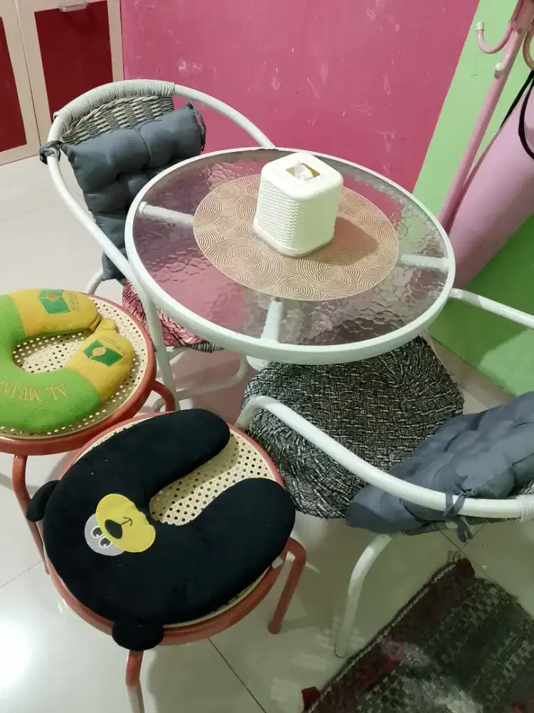 Meja 1 set model kafe eks informa