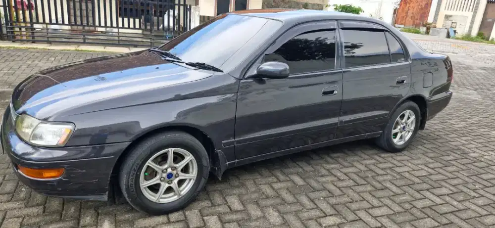Dijual Toyota Corona Absolut th 1992 tangan 1 dari baru