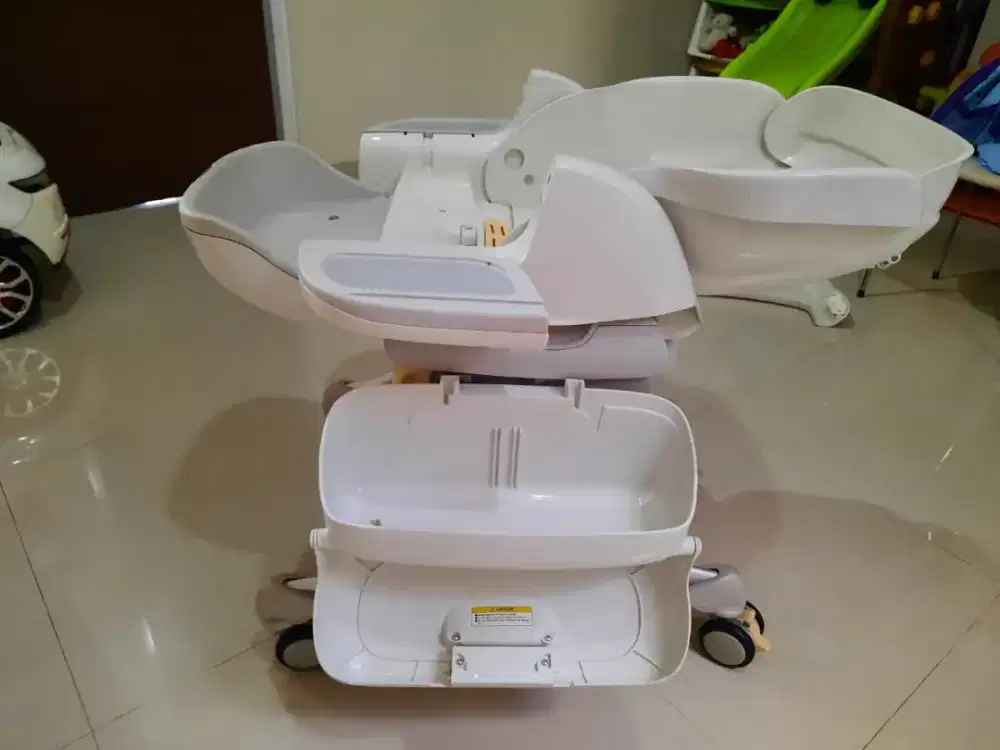 Combi Roanju High Chair