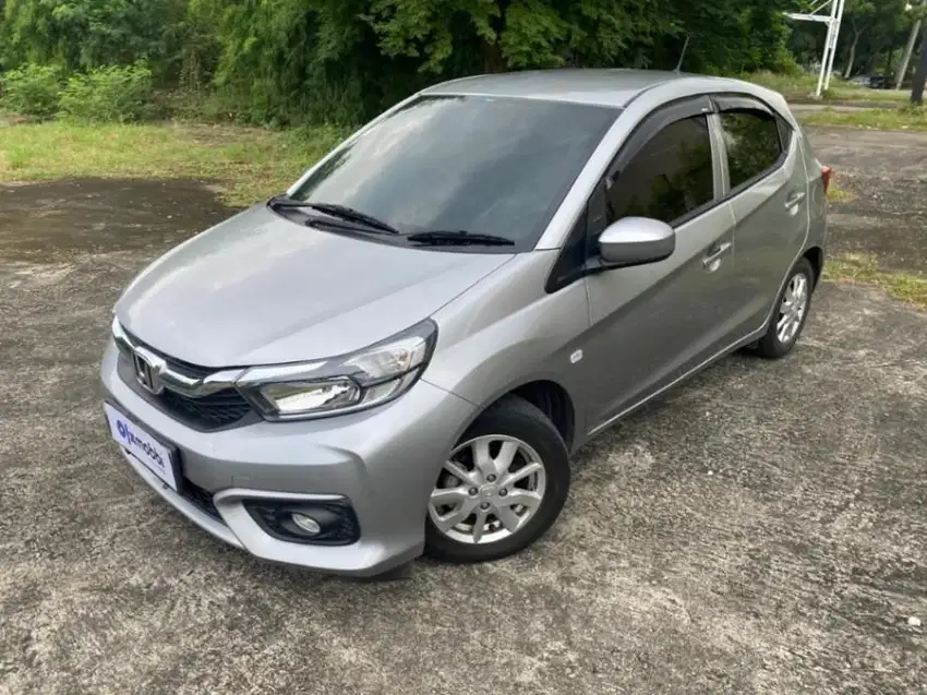 Low Km Honda Brio Satya 1.2 E Bensin-AT 2022 Silver LIN