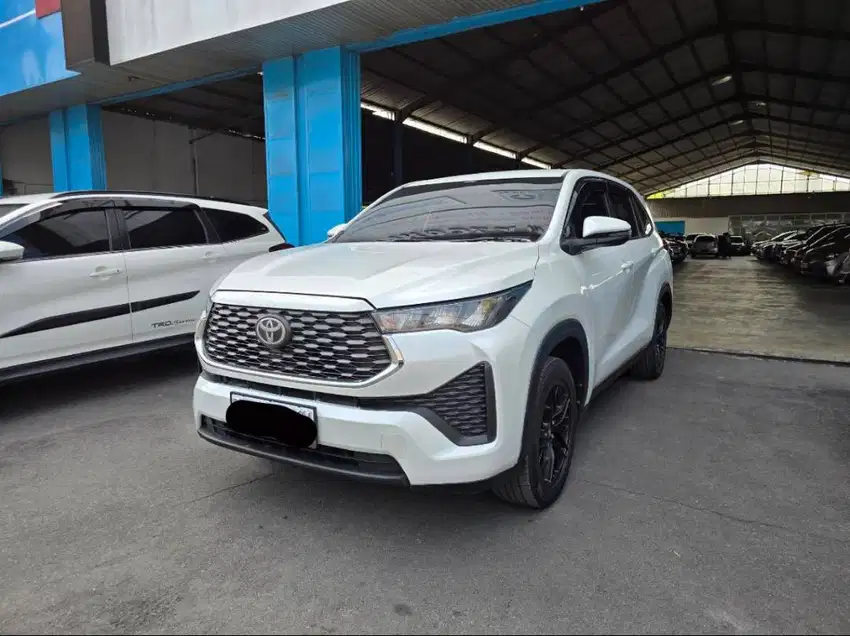 Toyota Innova Zenix 2.0 G Bensin CVT 2023
