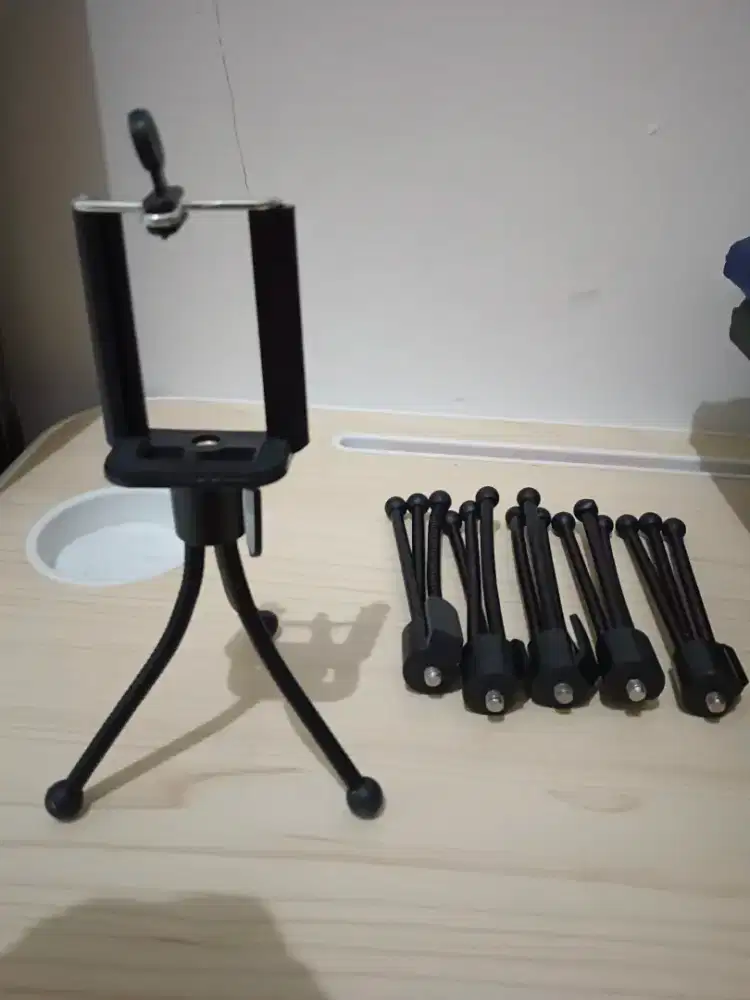Tripod Kaki Senter Holder Bahan Besi Lentur Kuat,bisa untuk HP, camera