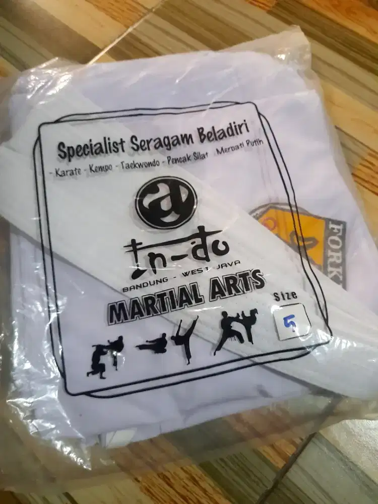 Baju karate baru