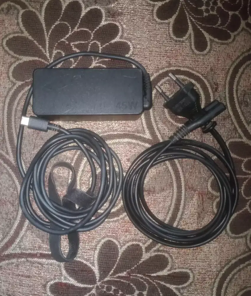 Charger laptop Ori Lenovo 45W tipe C
