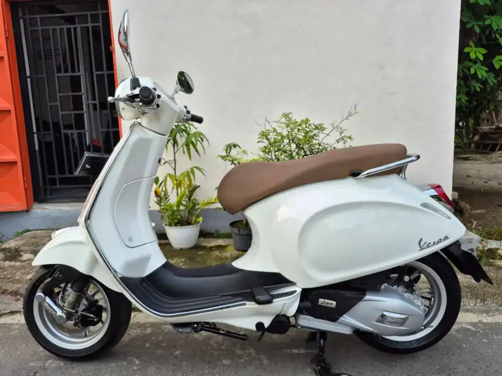 Vespa Primavera iget ‼️ , Th 2022 , Putih