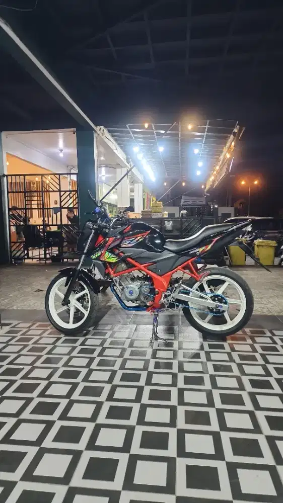 Cb150r tahun 2016.