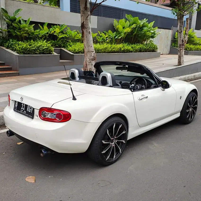 MURAH. Mazda Miata MX5 Cabrio mx 5 2013 nc 2012 cabriolet