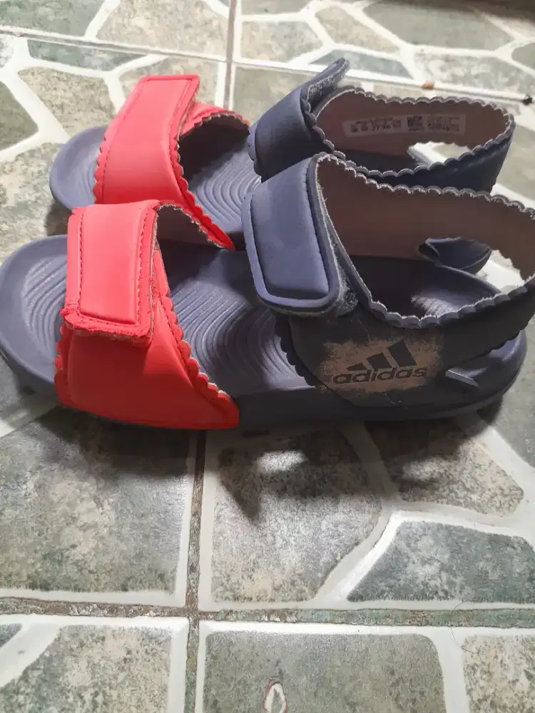 Sendal anak size 27