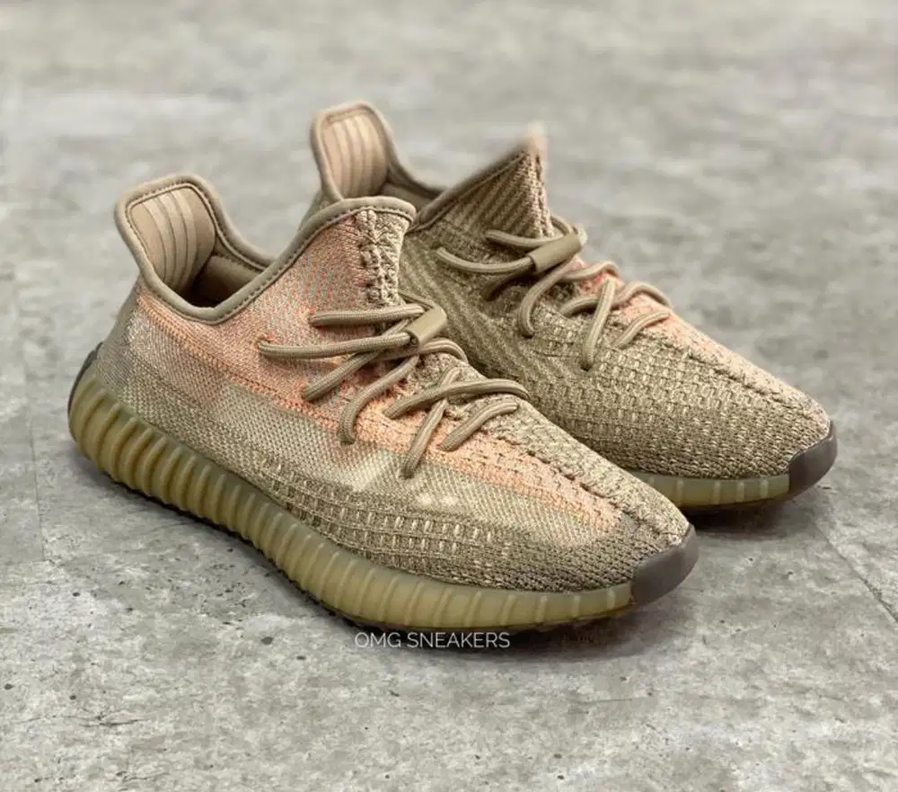 Sepatu bekas ADIDAS YEEZY BOOST 350 V2 SAND TAUPE Size 41 Original