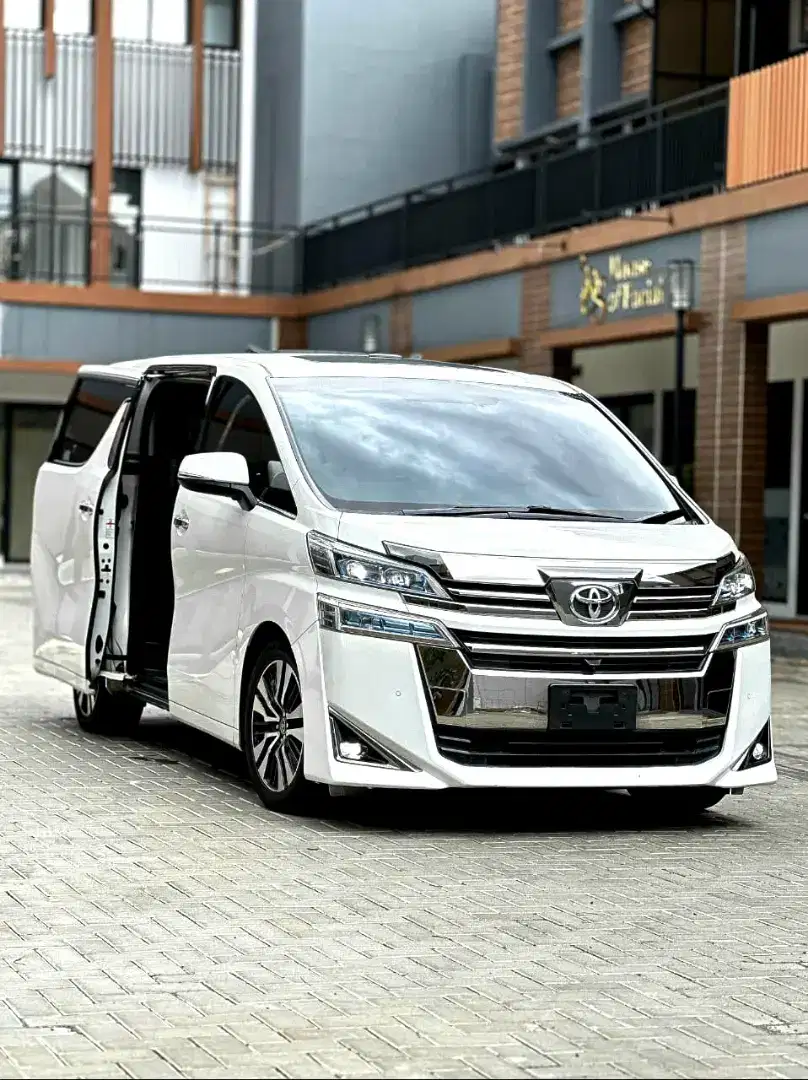 Toyota Vellfire G 2019