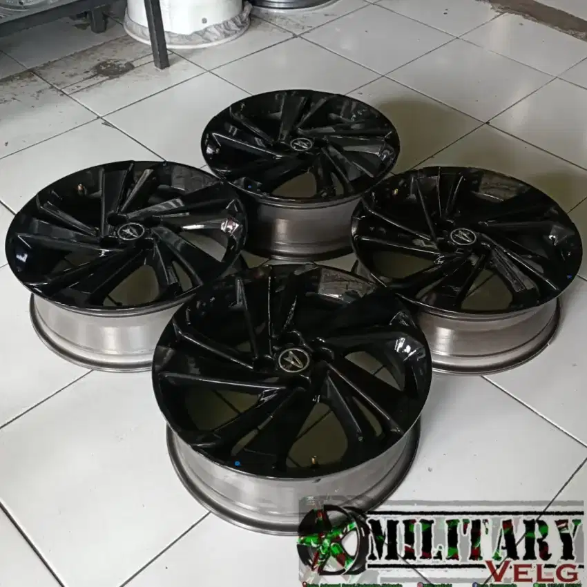 Velg OEM Toyota Raize R17 mulus