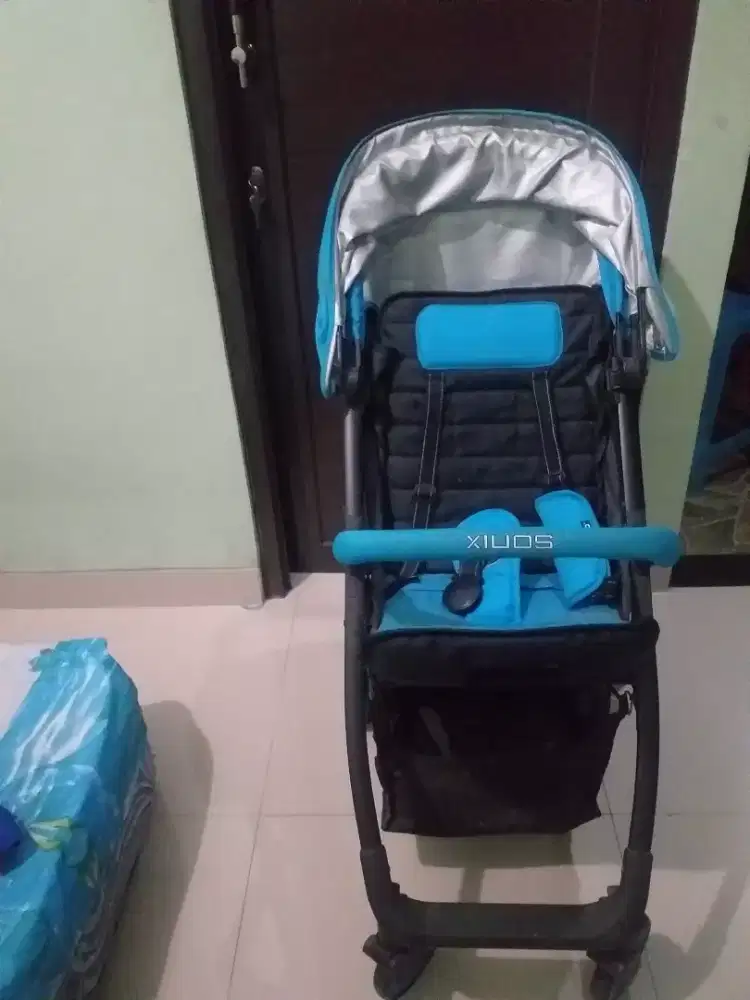 Dijual cepat stroller merk pliko